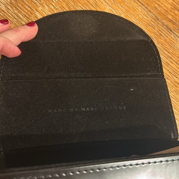 Marc Jacobs Sunglasses - Picture 3 of 8